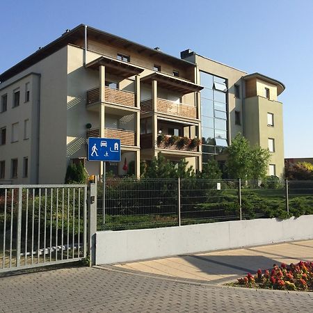 Apartament Pod Sosnami Stolpmünde Exterior foto
